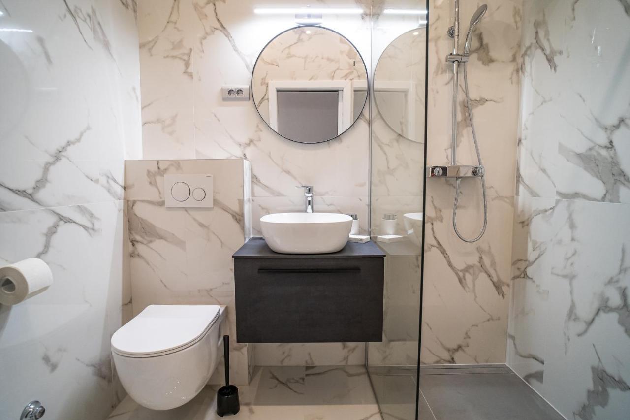Art Apartments ザダル エクステリア 写真